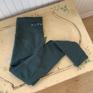 Alphalete Aero Legging, urban green